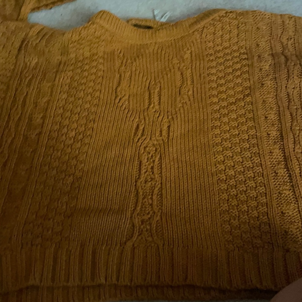 Mudd Women's Sweater in Mustard Yellow